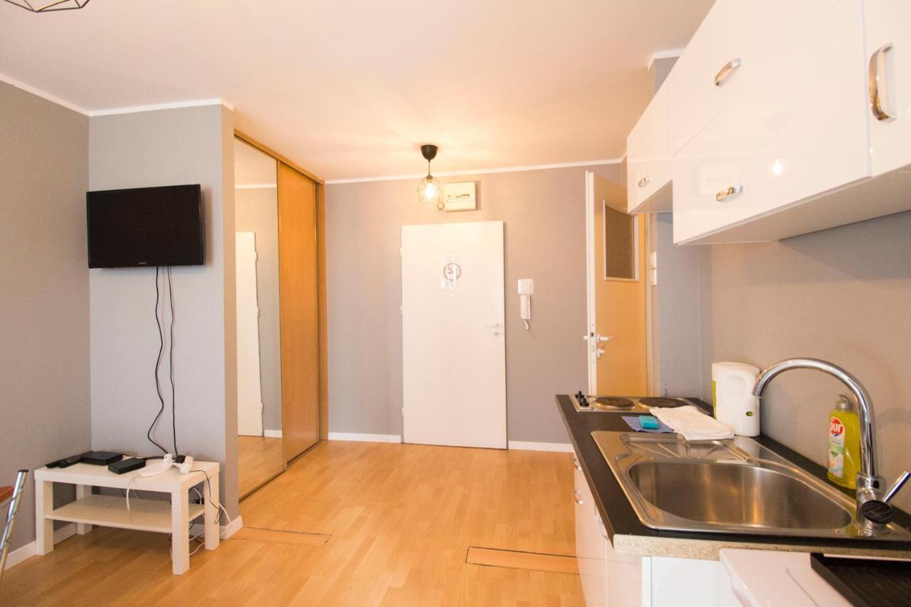 Apartsystem- Self Check In 24H Saturn Lejlighed Wrocław Eksteriør billede